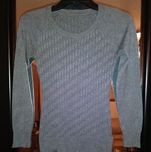 ✨SUPER CUTE✨ GREAY SWEATER